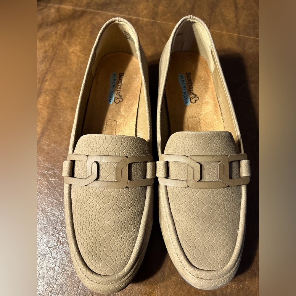 Baretraps Addison Slip on Loafer